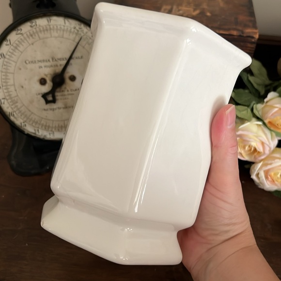 🌸Ceramic Vase - Picture 9 of 9